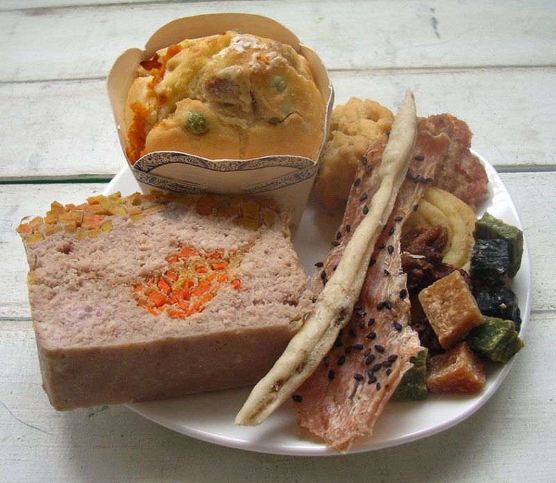 狗狗生日美食【生日餐盒】-宠物蛋糕+法式肉冻+手工肉干+宠物饼干