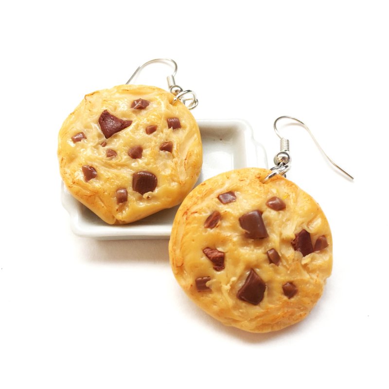 cookkie 33 earring