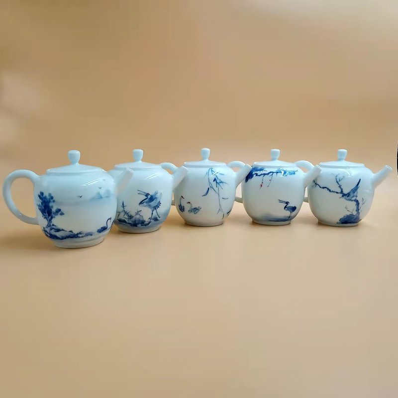 青花 高风壶