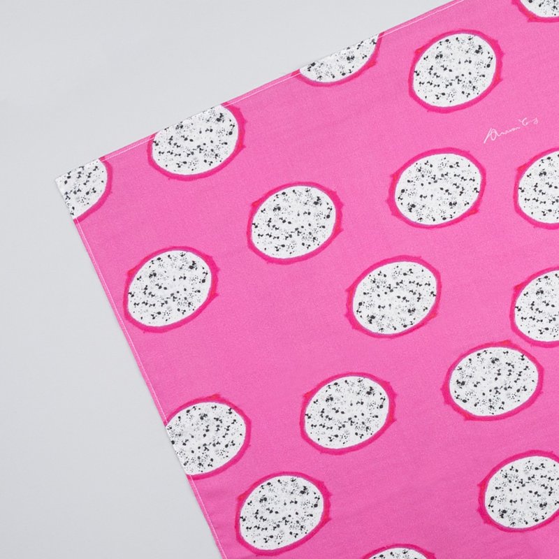 火龙果多 Dragon Fruits – 方巾