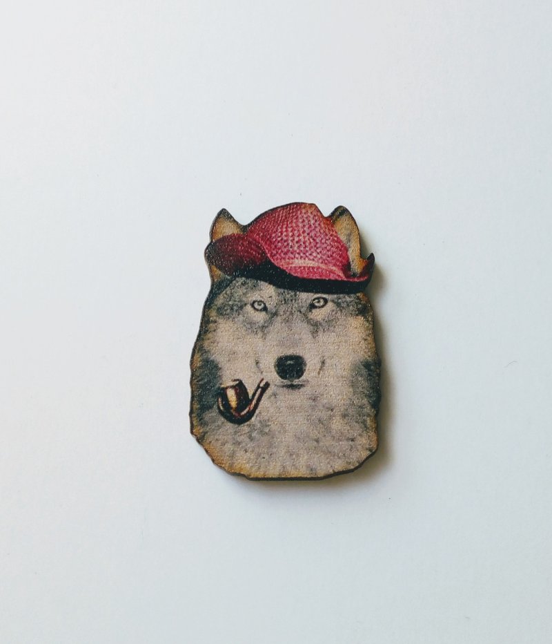 Dandy wolf brooch
