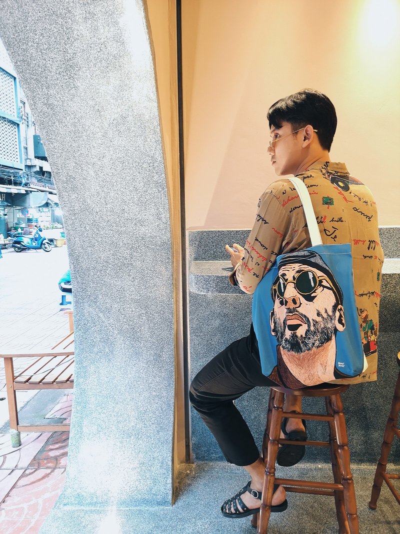 Leon Tote Bag