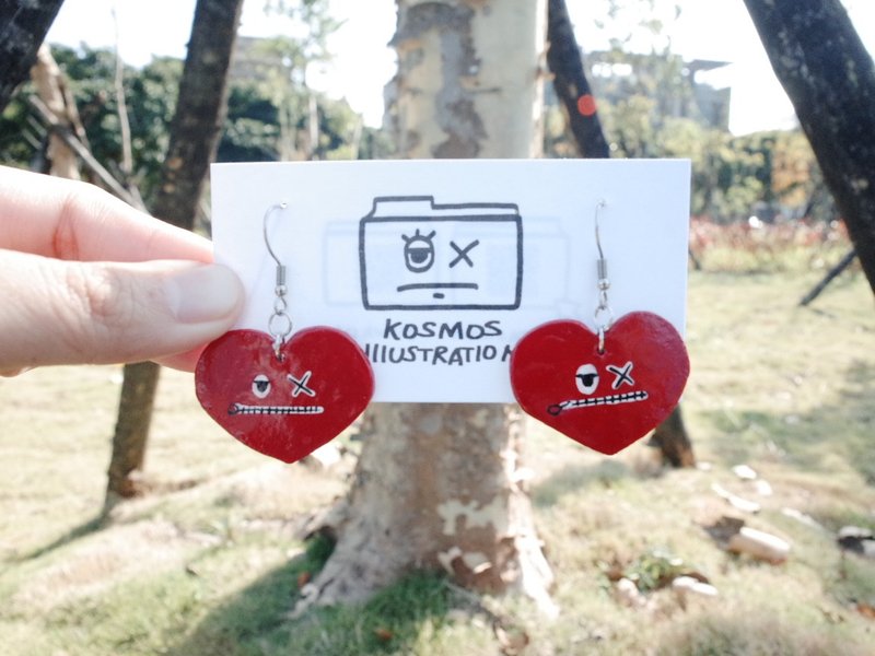 kosmos爱心陶瓷耳环