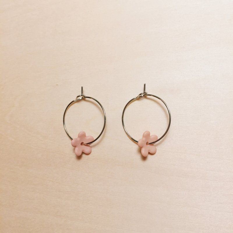 复古迷你粉红花花耳圈