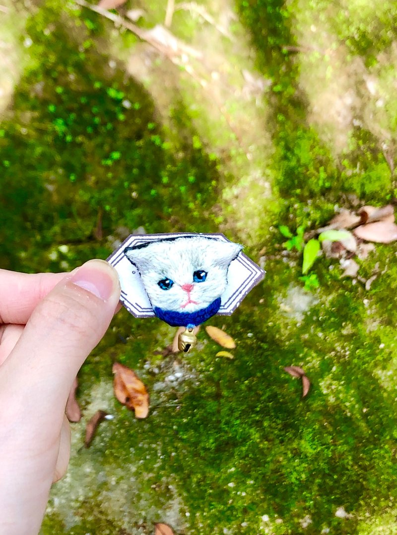铃铛白猫 刺绣胸针