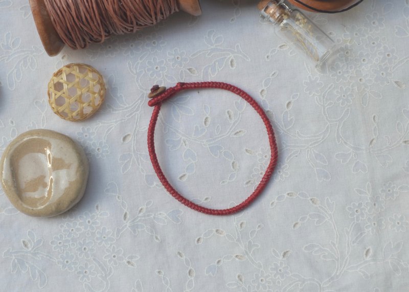 plain bracelet in red