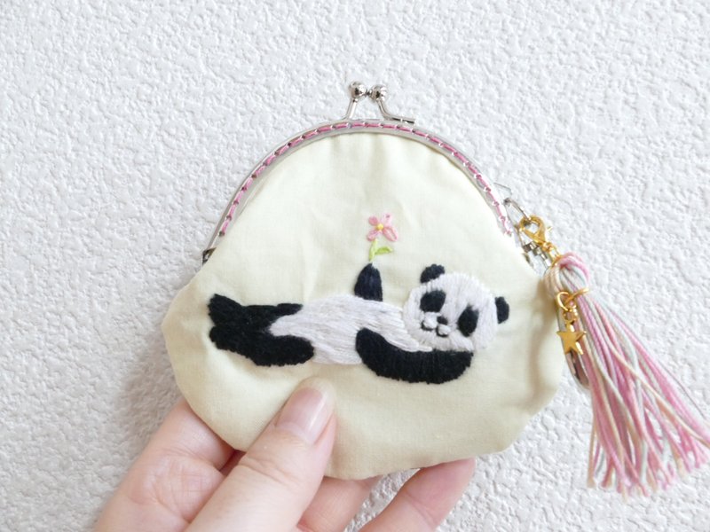 Embroidery mini spicy panda yellow X pink gold with tassel
