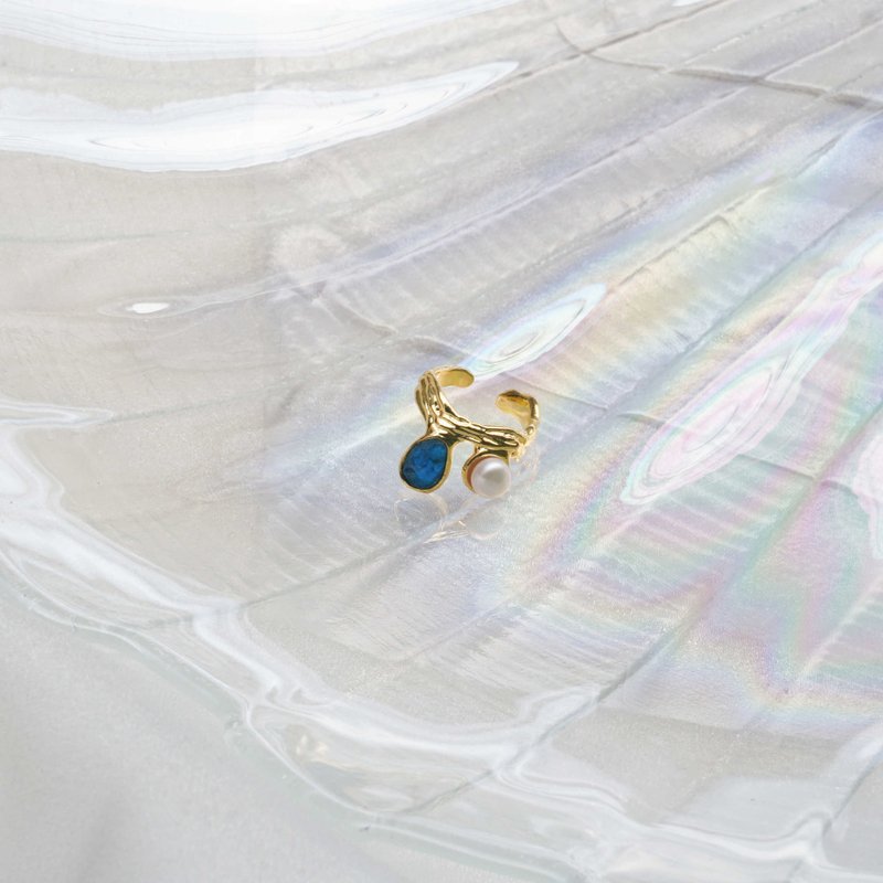 Double sand wave ring