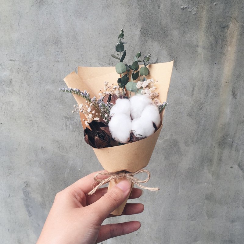 棉花 干燥花束 毕业花束