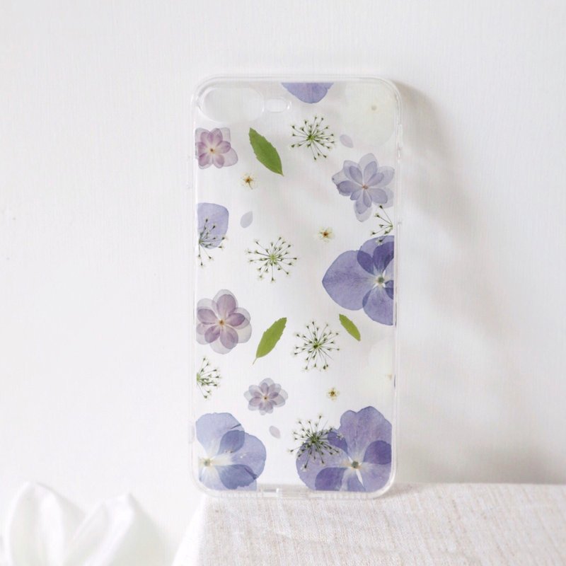 押花手机壳 iPhone系列 / 可定制 / 紫色
