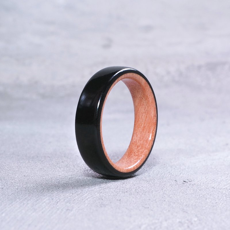 Classic wooden ring Black Ebony x Tembusu