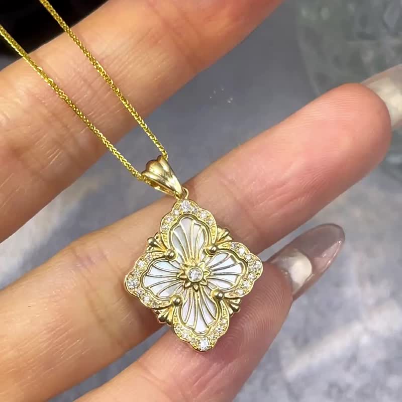 【WhiteKuo】18k金欧洲复古皇室钻石吊坠 - 项链 - 钻石 白色