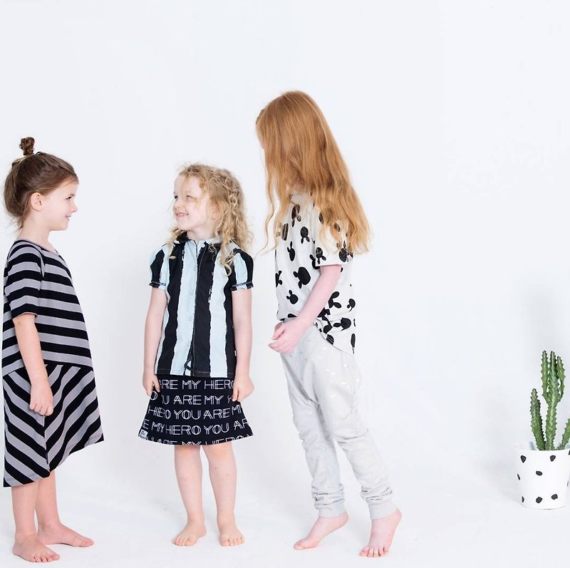 Mói Kids 冰岛有机棉童装女童洋装 2岁至8岁条纹 - 童装裙 - 棉．麻 黑色