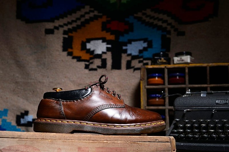 Vintage 英国Dr. Martens 咖啡色 5孔鞋 - 男款皮鞋 - 真皮 咖啡色