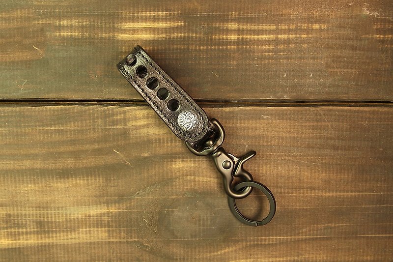 【METALIZE】925银雕花扣皮革钥匙圈 - 钥匙链/钥匙包 - 真皮 