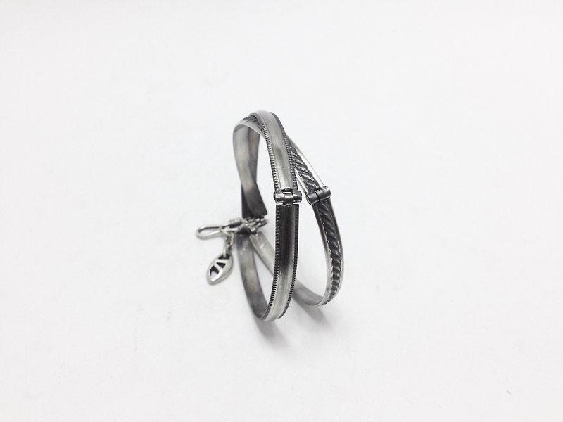 摩里安那之六・纯银复古手环 | Moriana - 手链/手环 - 其他金属 灰色