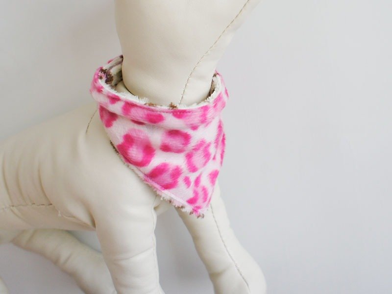 手工限量。两面毛感领巾 宠物饰品 - 项圈/牵绳 - 其他材质 粉红色