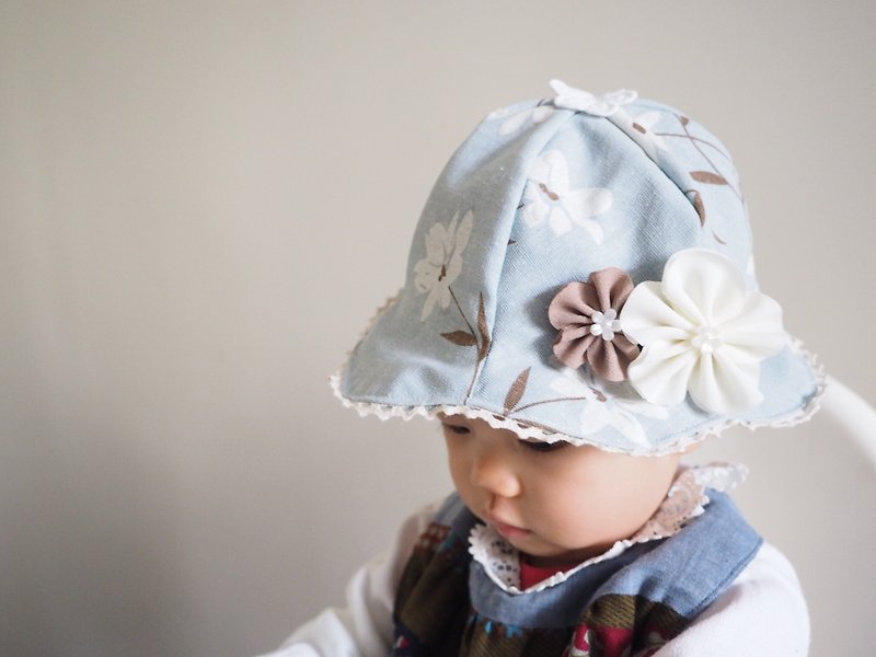 手作粉蓝清雅小白花双面棉麻帽子及布花发夹礼物套装 - 婴儿帽/发带 - 棉．麻 蓝色