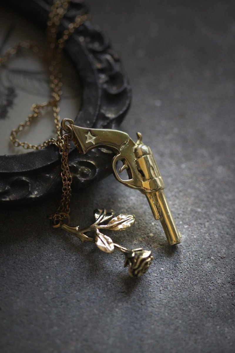 Gun and Rose Charm Necklace by Defy. - 项链 - 其他金属 