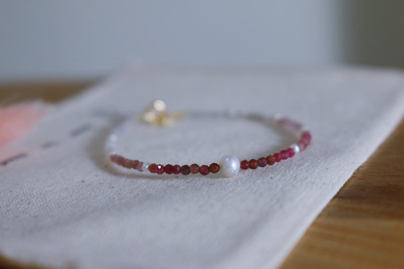 手链 1月诞生石 石榴石 珍珠 - 喜欢 - - 手链/手环 - 半宝石 红色