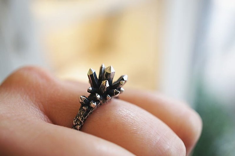 【13号】水晶クラスターのリング - 戒指 - 其他金属 灰色