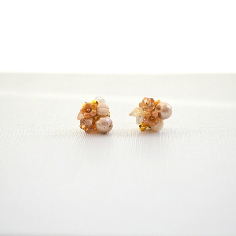 earrings Flower Cotton Pearl Bijou pierce - 耳环/耳夹 - 其他材质 粉红色