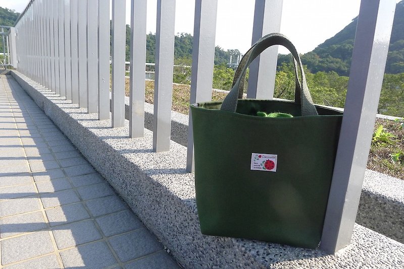 | •R• | 调色板手提袋/便当袋/万用袋 | 束口式 | 日本瓢虫布标 | 绿 - 手提包/手提袋 - 其他材质 