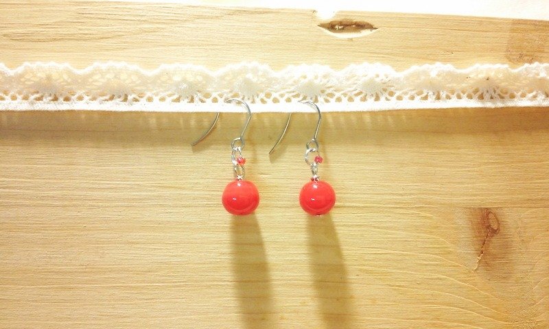 柚子林琉璃 - 百搭琉璃耳环系列 - 樱桃红 - 可改夹式 - 耳环/耳夹 - 玻璃 红色