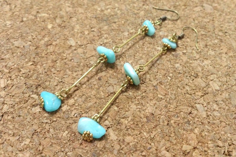 格格吉祥耳环～黄铜亚马逊石 - 耳环/耳夹 - 其他材质 蓝色