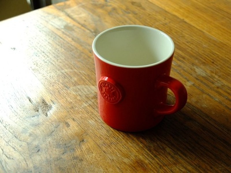 日本IZAWA RELIEF 沉静优雅厚重马克杯 红   送棉麻束口袋 宜送礼 - 咖啡杯/马克杯 - 瓷 红色