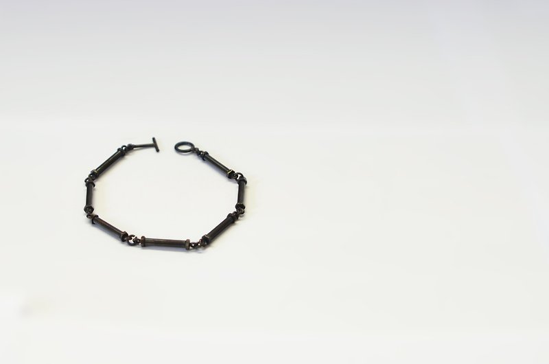 螺丝组构手链 - 手链/手环 - 其他金属 黑色