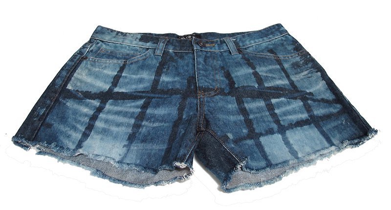 【Wahr】 线条格子混染牛仔短裤(remake blueway) - 女装长裤 - 其他材质 白色