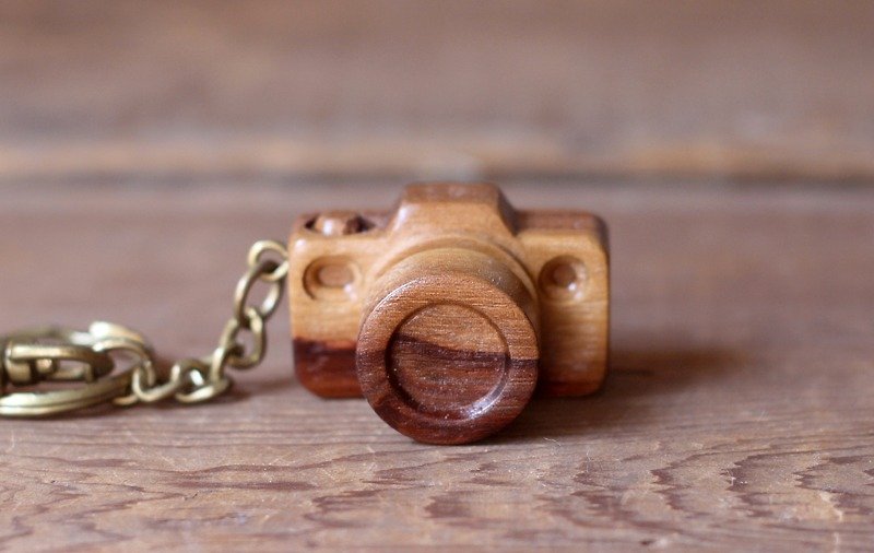 手工木制微型相机▣ 深核钥匙圈 - 钥匙链/钥匙包 - 木头 卡其色