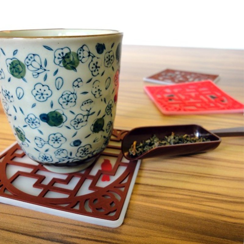 Kalo 卡乐创意 古典窗花杯垫 隔热垫 止滑垫 圣诞礼物 - 杯垫 - 硅胶 咖啡色