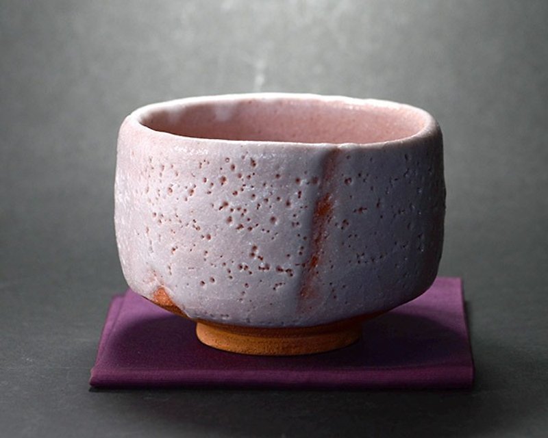 暮暮  红志野茶碗 (付木箱) - 茶具/茶杯 - 其他材质 粉红色