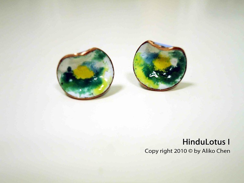 HinduLotus I 春之荷珐琅耳环(绿) 可改夹式 - 耳环/耳夹 - 其他金属 白色