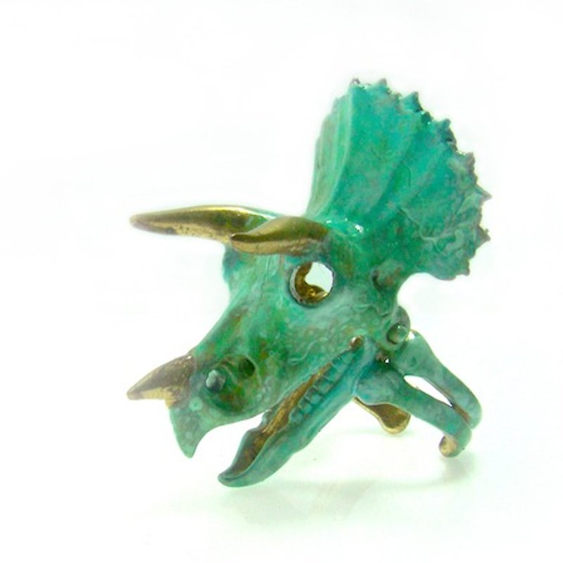 Triceratops skull Ring in brass with green patina  color ,Rocker jewelry ,Skull jewelry,Biker jewelry - 戒指 - 其他金属 