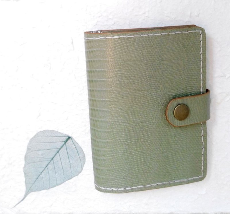 【MY。手作】压纹皮系列‘护照套’ ~ 浅绿色 - 皮夹/钱包 - 真皮 绿色