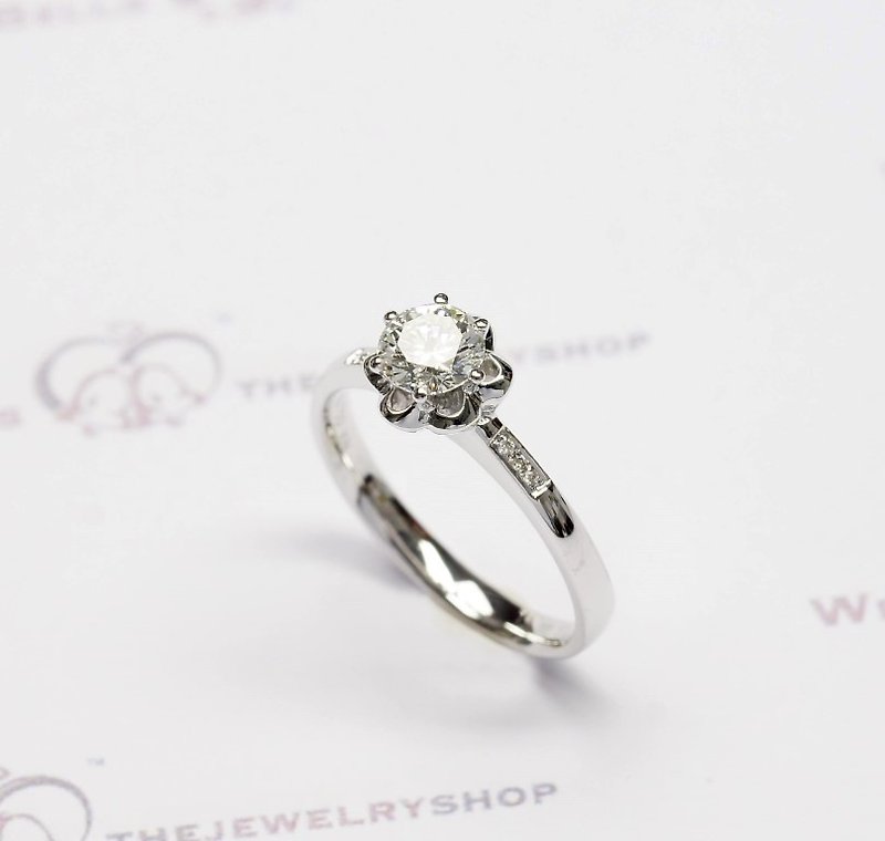 18K白金 6 爪镶单颗圆半卡拉 钻石介指 / 优雅花园系列  (包邮) - 戒指 - 钻石 白色