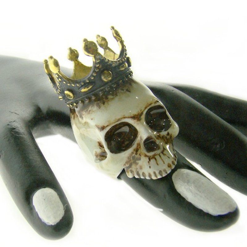 Realistic Skull  and crown ring in brass with painting enamel ,Rocker jewelry ,Skull jewelry,Biker jewelry - 戒指 - 其他金属 