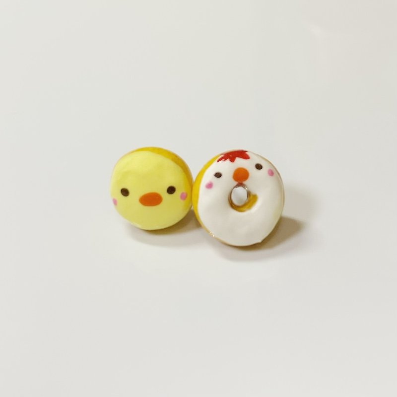 小鸡妈妈与宝宝甜甜圈耳环(两个一组)(可改耳夹式) - 耳环/耳夹 - 粘土 多色