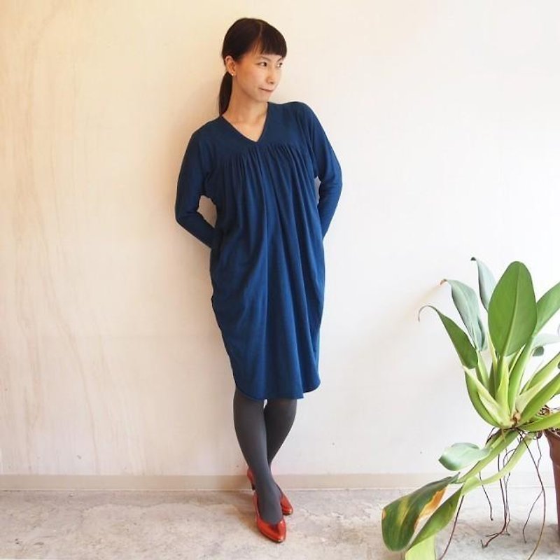 【藍染め】フンワリワンピース/濃藍色 - 洋装/连衣裙 - 其他材质 