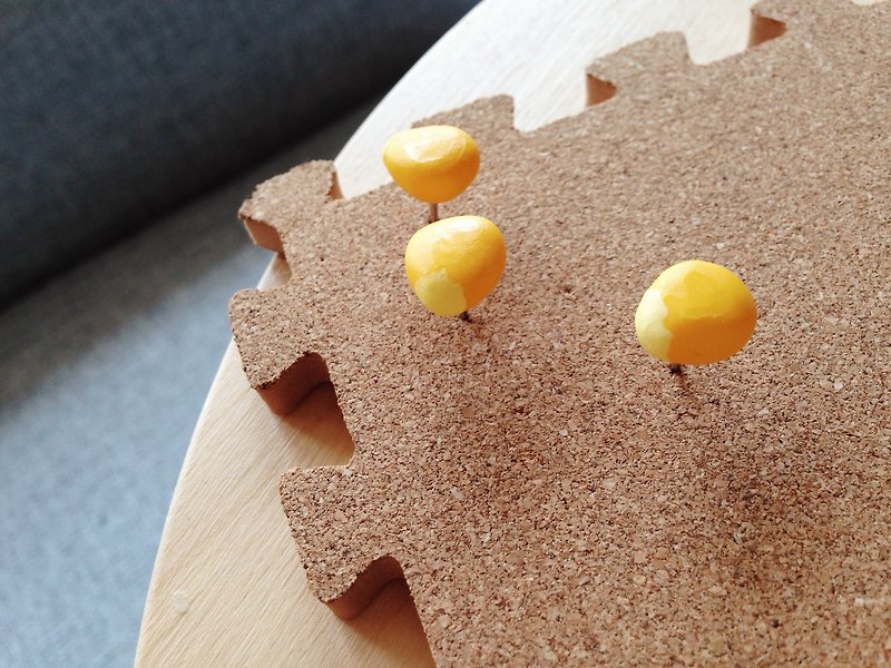 创意文具 玉米 软木板 水松板 趣味 图钉 别针 - 徽章/别针 - 塑料 黄色