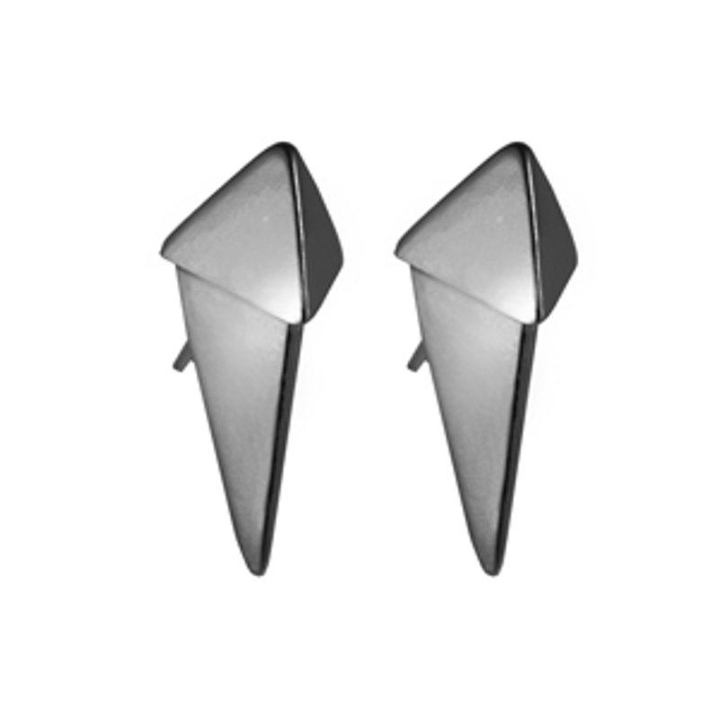 NEW METAL 纯银镀黑金双三角造型耳环 - 耳环/耳夹 - 宝石 黑色