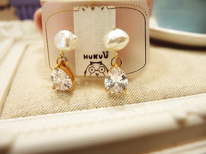 §HUKUROU§云朵珍珠锆石耳环(水滴/方形) - 耳环/耳夹 - 其他金属 
