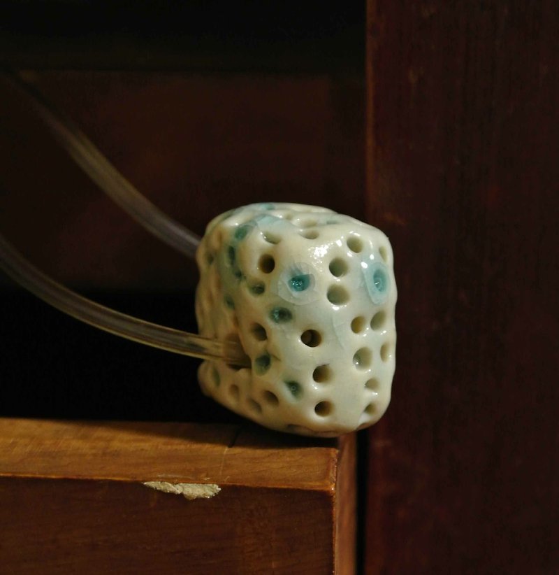 【 T - C 】项链 日本白瓷 瓷器  限量 自然釉色 无限看不腻色调 摄氏1350高温烧制 - 项链 - 瓷 