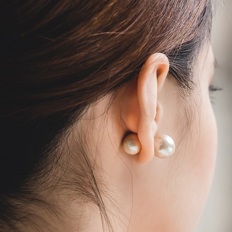 粉红色棉珍珠925纯银耳环【Pure Pearl珍珠后耳扣款】 - 耳环/耳夹 - 其他金属 白色