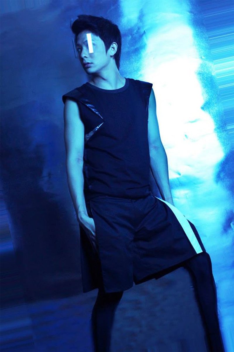 台湾 设计师品牌 男装 时尚设计 前卫流行 裤裙 短裤 男装 黑色 - 男士短裤 - 其他材质 黑色
