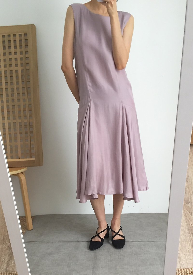 Lavande Dress 粉紫天丝低腰折纹小礼服 可订做其他颜色 - 洋装/连衣裙 - 丝．绢 