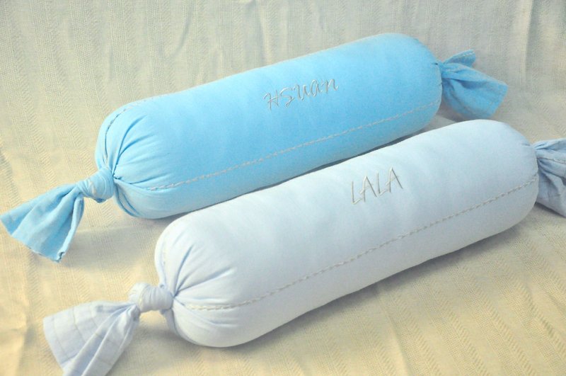 订制款抱枕(糖果抱枕+电绣人名*2个) - 枕头/抱枕 - 棉．麻 蓝色